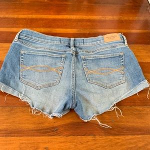 Abercrombie & Fitch Short shorts